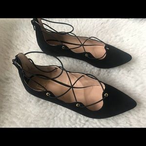 *BLACK FLATS* HARDLY worn*